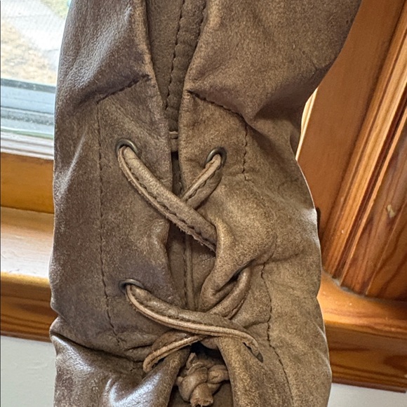 Vintage Fringed brown leather jacket - Picture 4 of 4